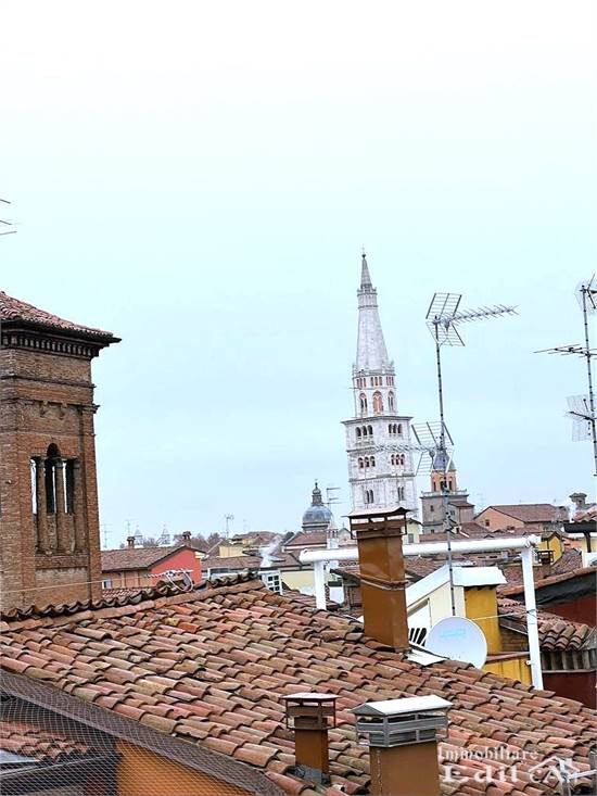 vista ghirlandina da altana